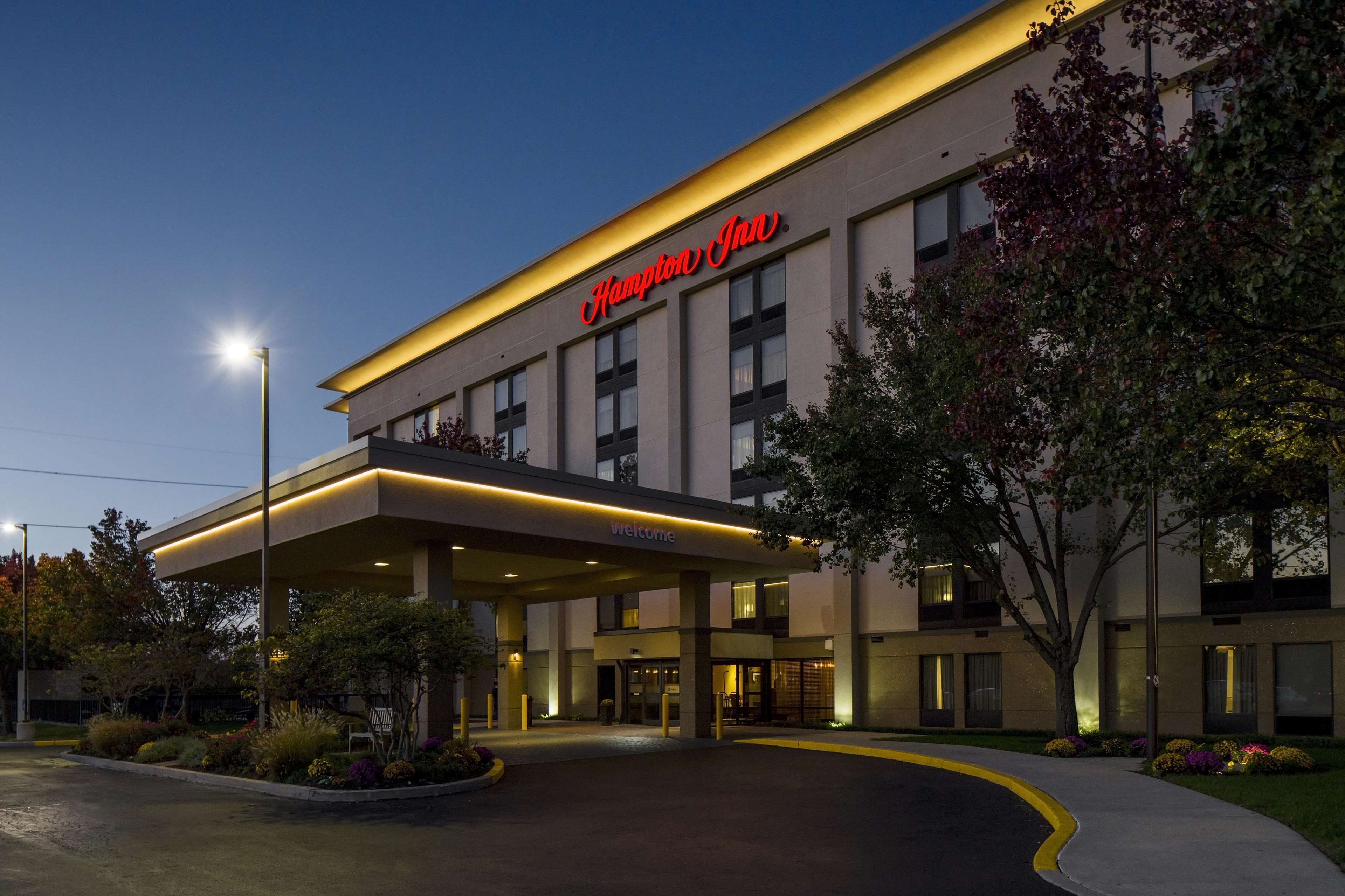 Hampton Inn Philadelphia-International Airport Photo