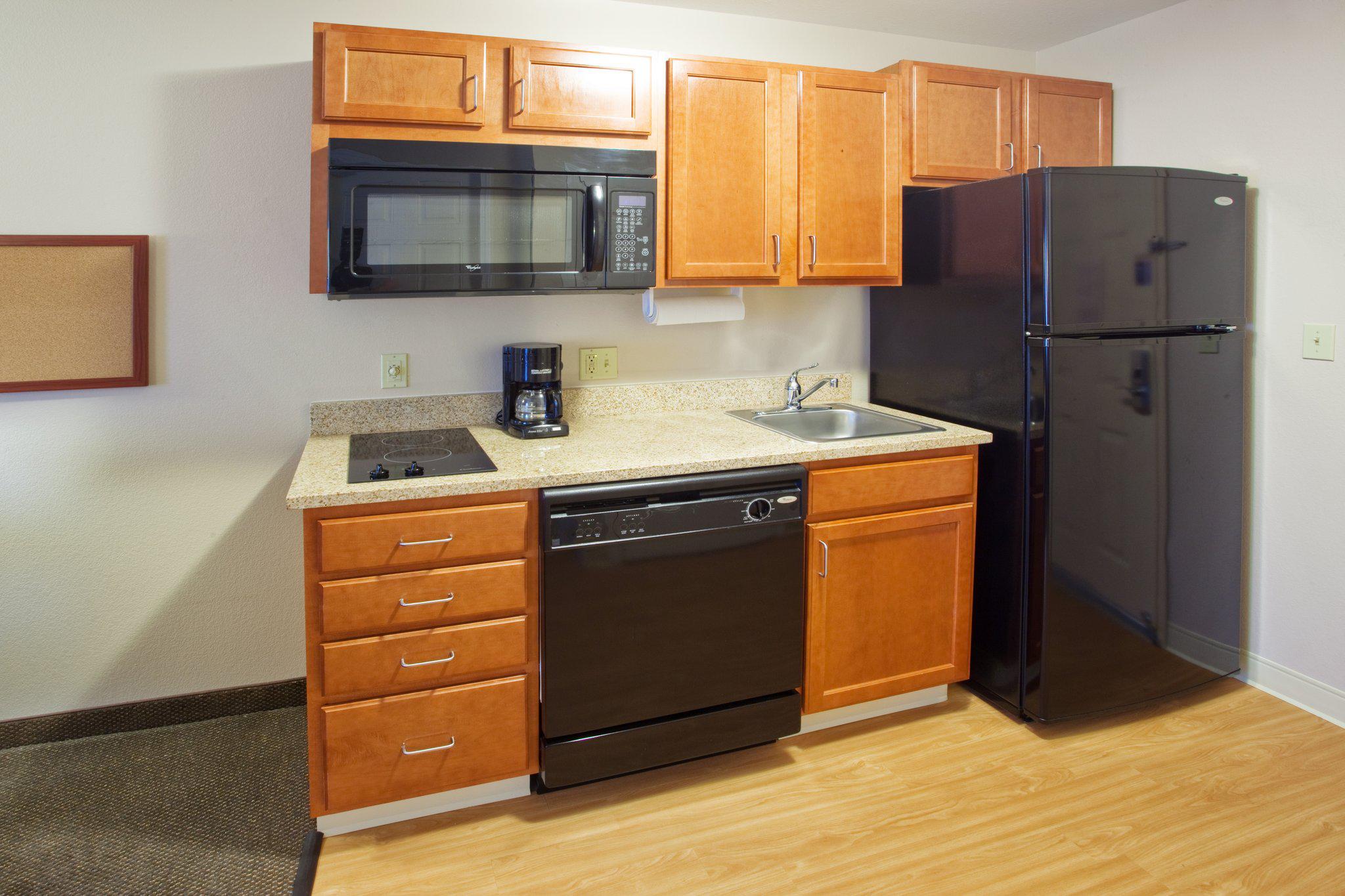 Candlewood Suites Kalamazoo Photo