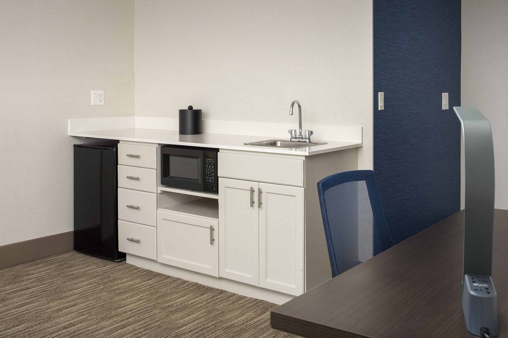 Holiday Inn Express & Suites Puyallup (Tacoma Area) by IHG Image