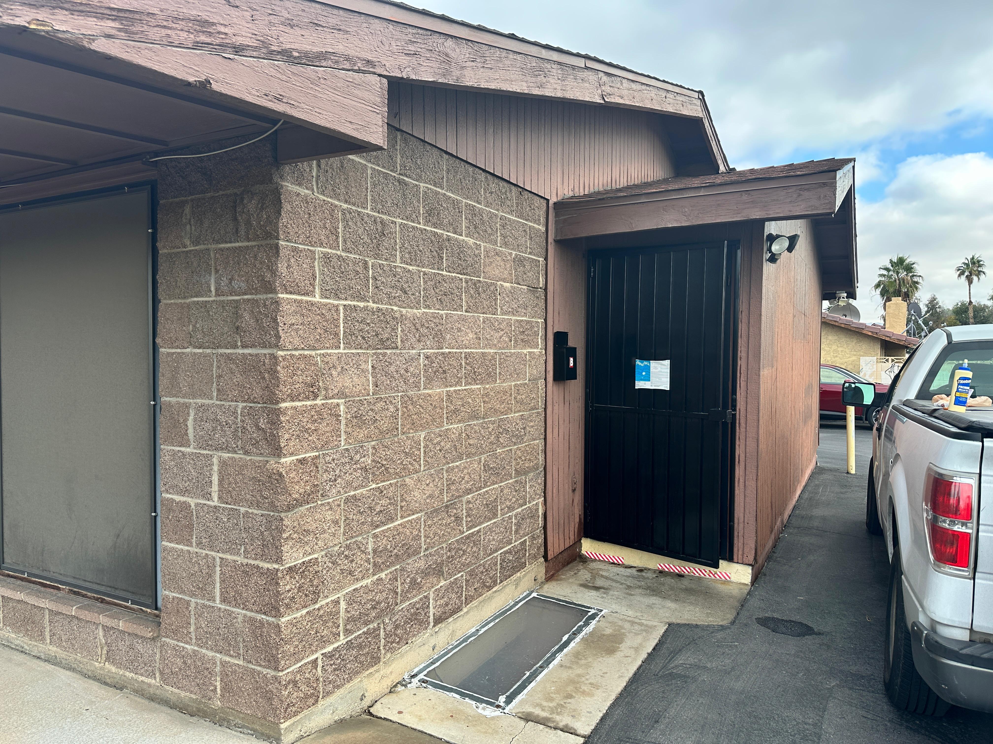 Aquapuck swimming pool Supply Image