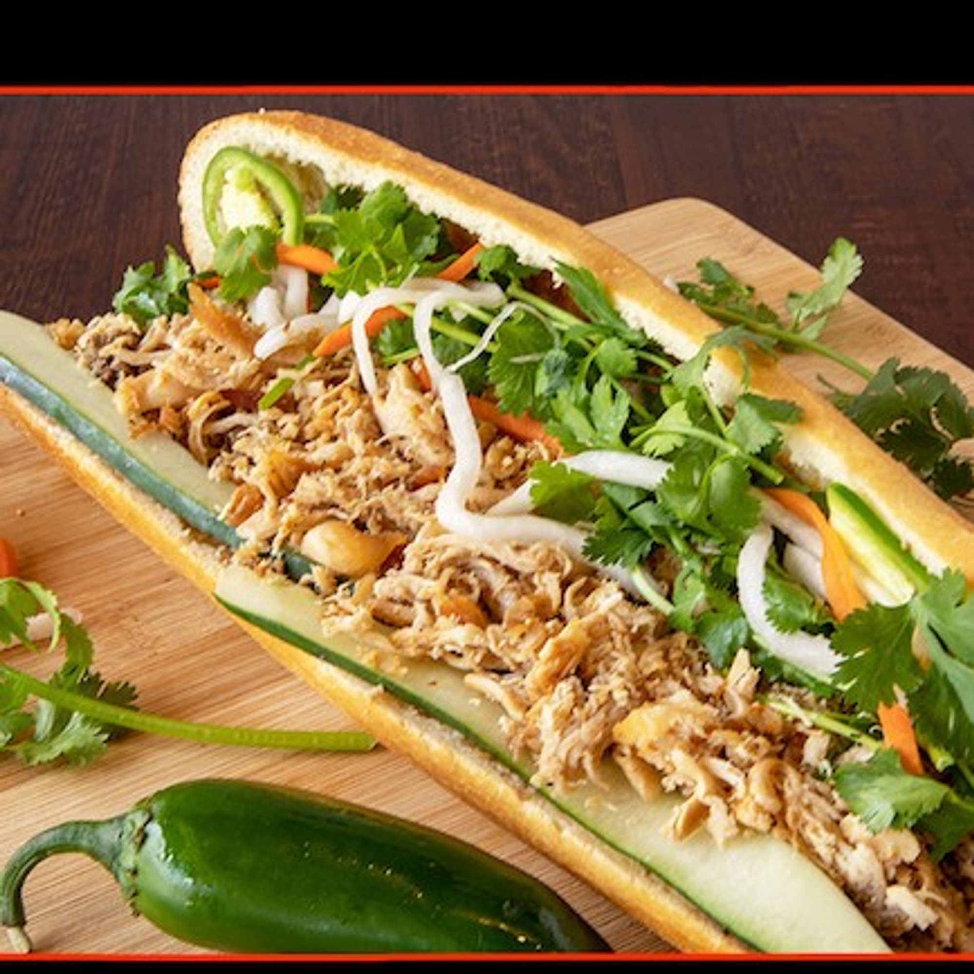 B08. BANH MI SHREDDED CHICKEN / BANH MI GA XE