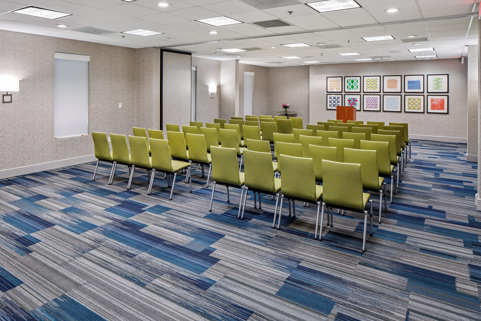 Holiday Inn Express Atlanta Airport-College Park Photo