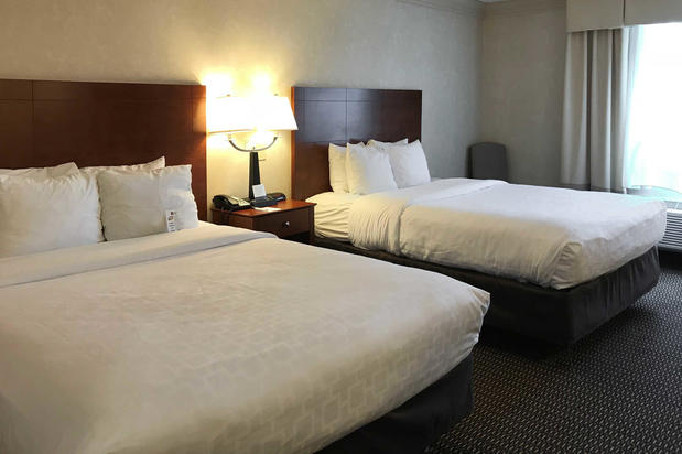 Images Clarion Hotel & Conference Center