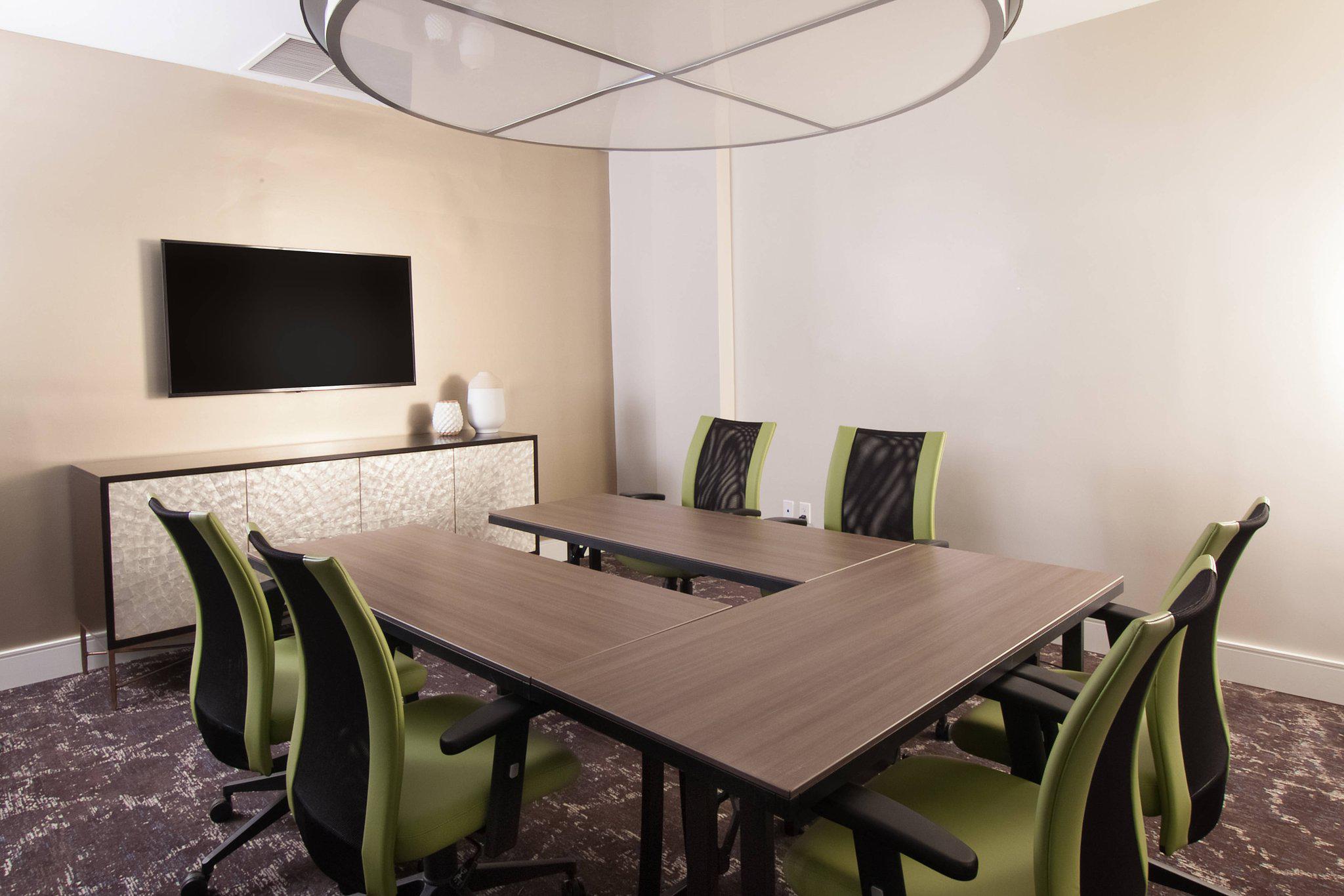 Courtyard by Marriott Miami Coral Gables Photo