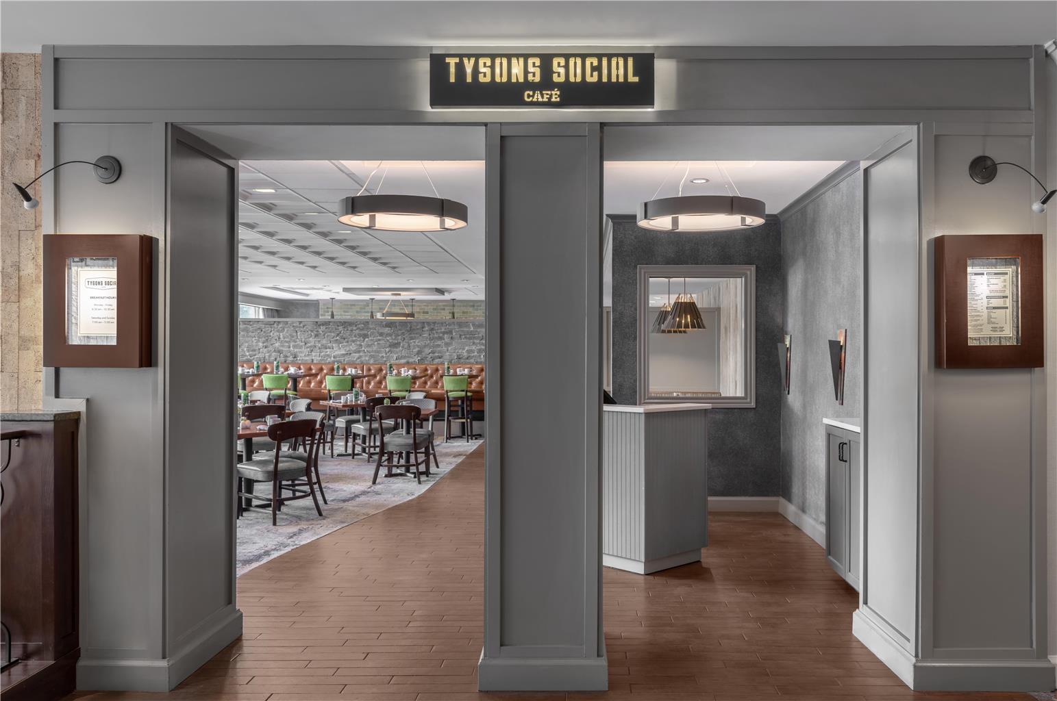 DoubleTree by Hilton McLean Tysons Image