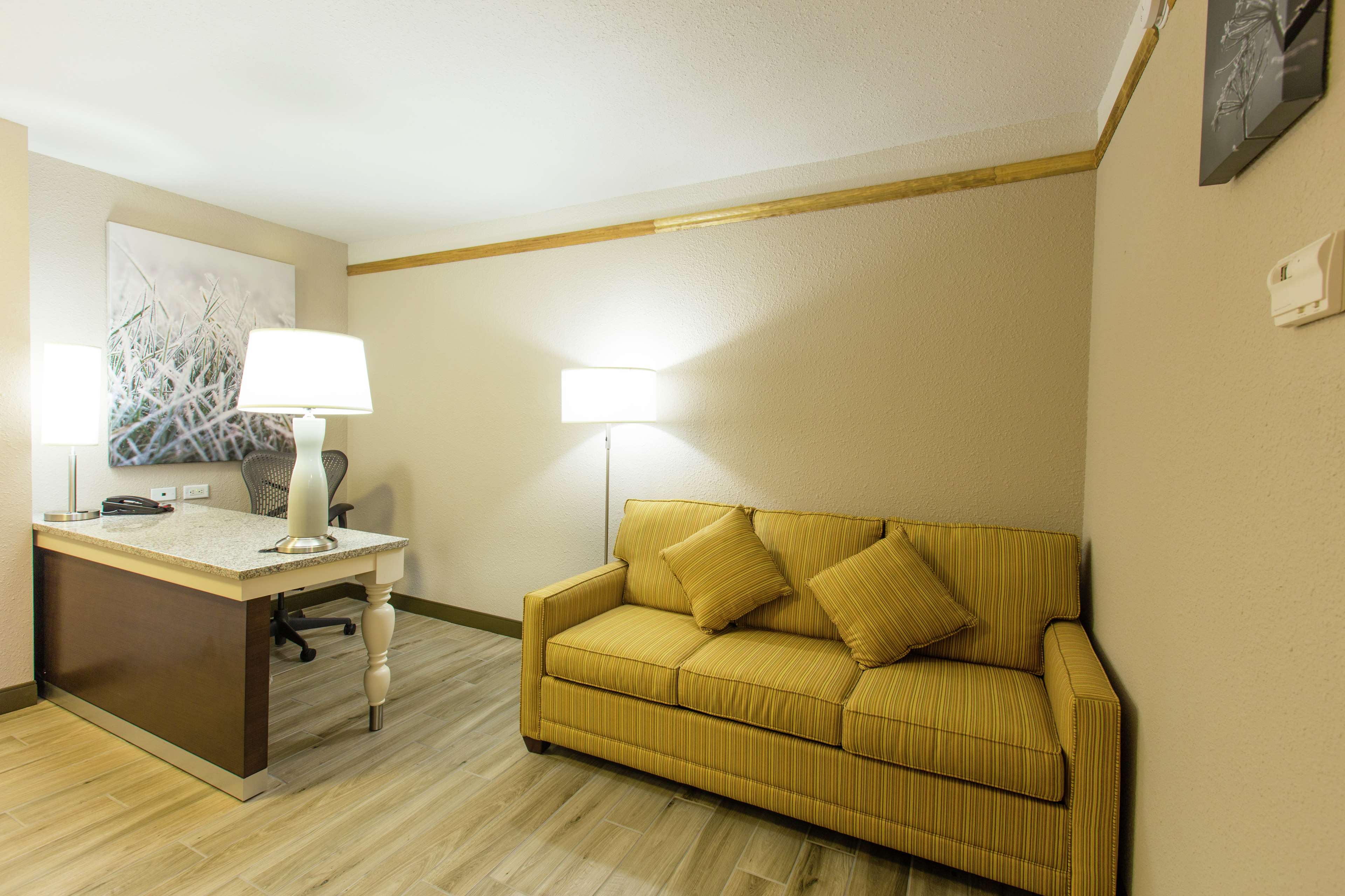 Hilton Garden Inn Grand Forks-UND Photo