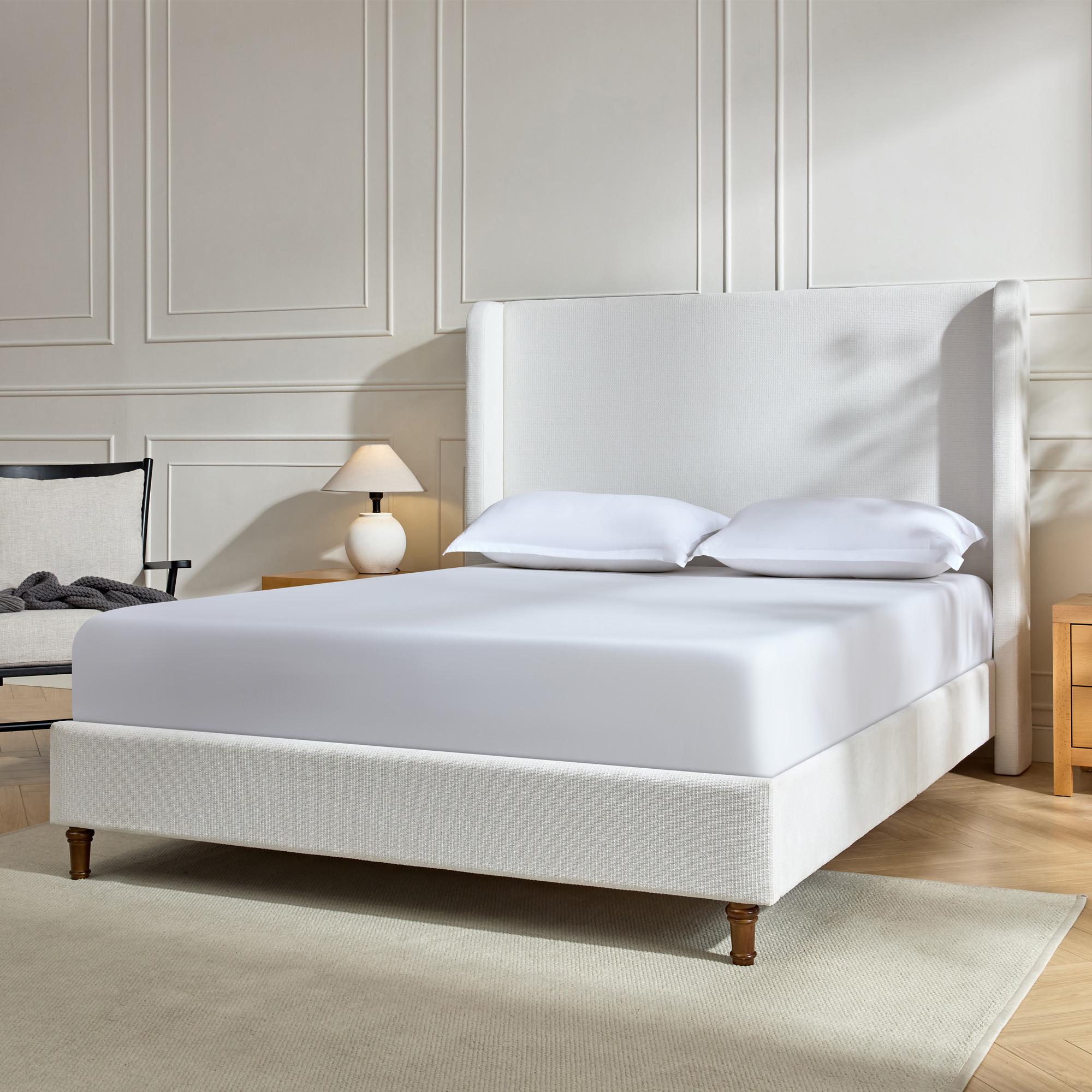 King Harper Bed - White Chenille