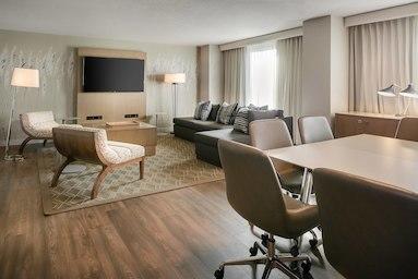 Images Sheraton Overland Park Hotel at the Convention Center