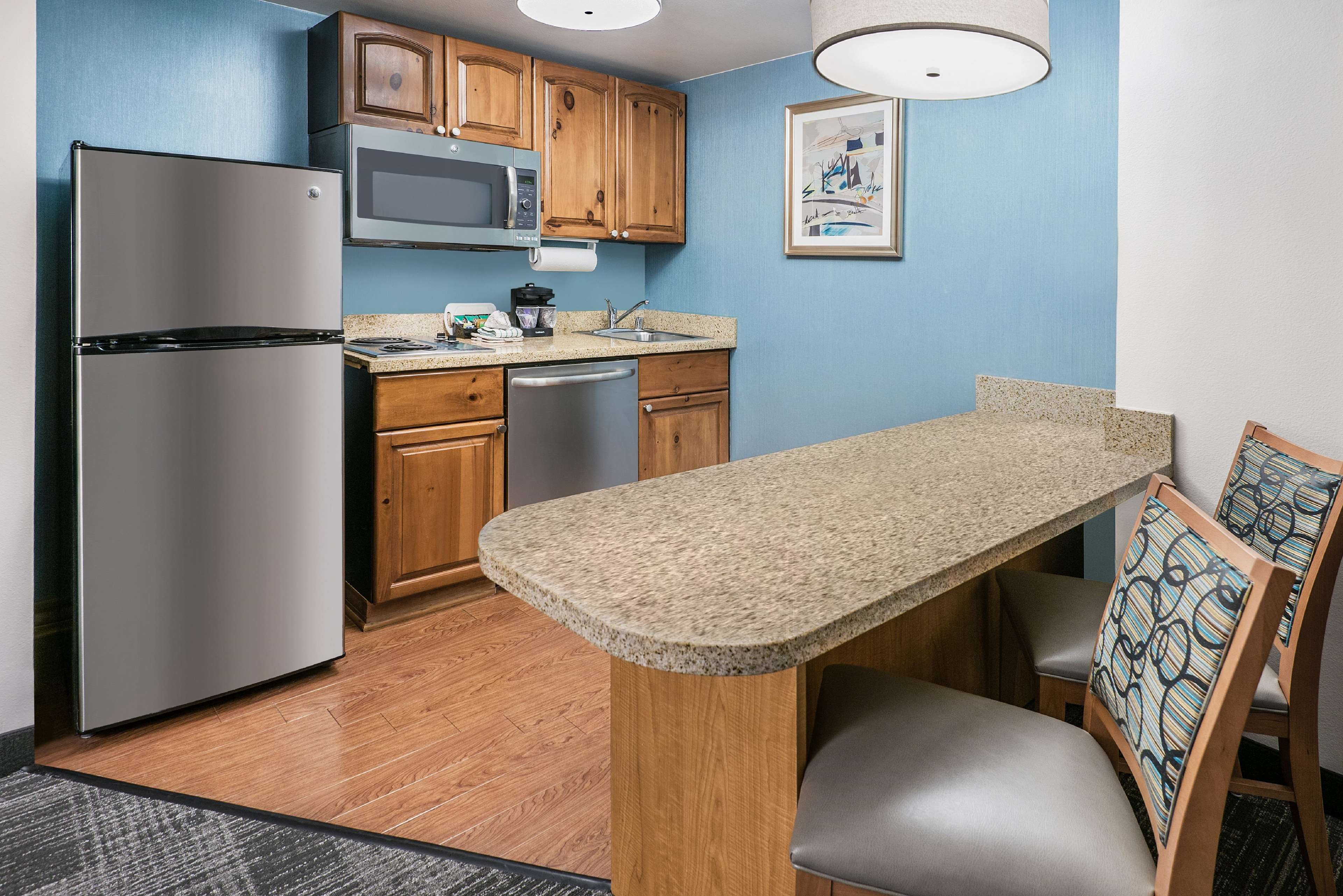 Homewood Suites by Hilton Phoenix-Metro Center Photo