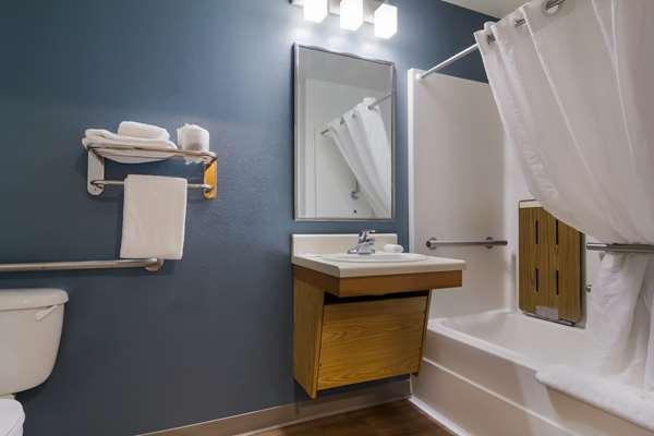 WoodSpring Suites Jacksonville I-295 East