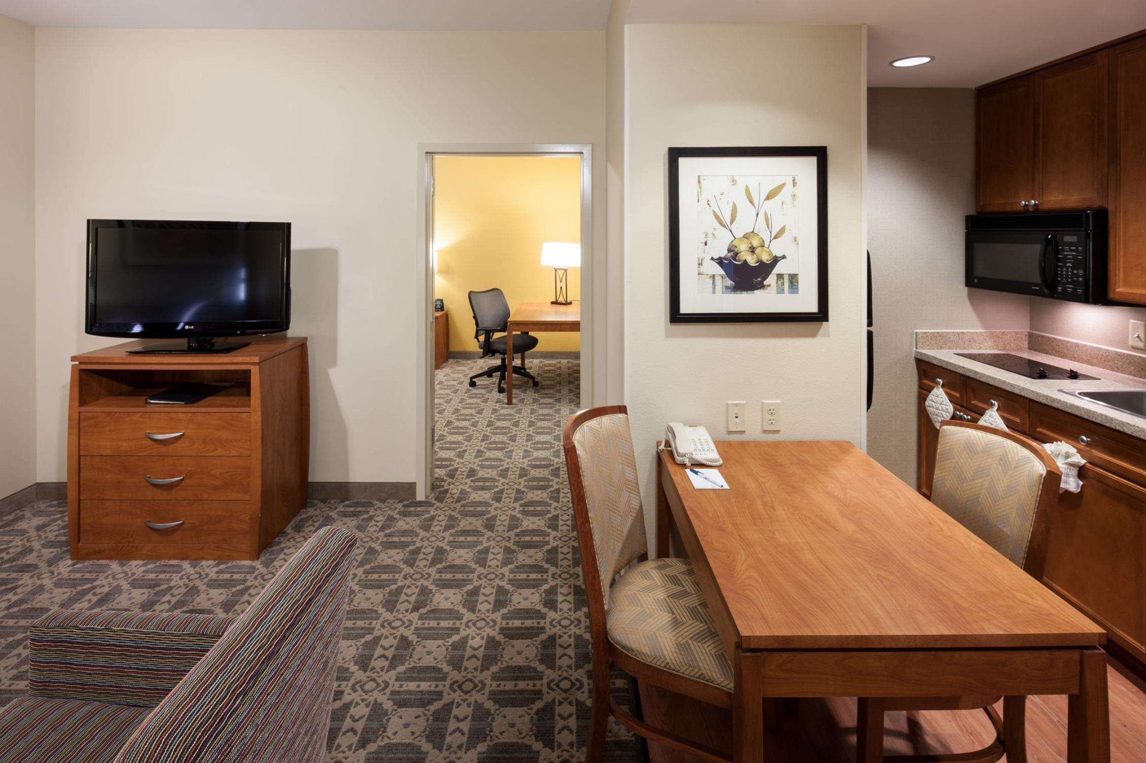 Homewood Suites by Hilton Irving-DFW Airport Photo