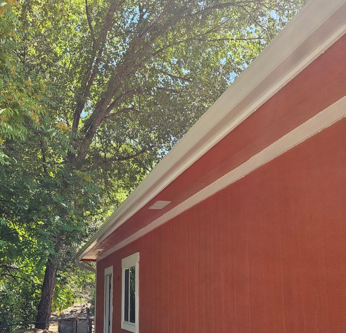 D & D Roofing & Gutters LLC Image