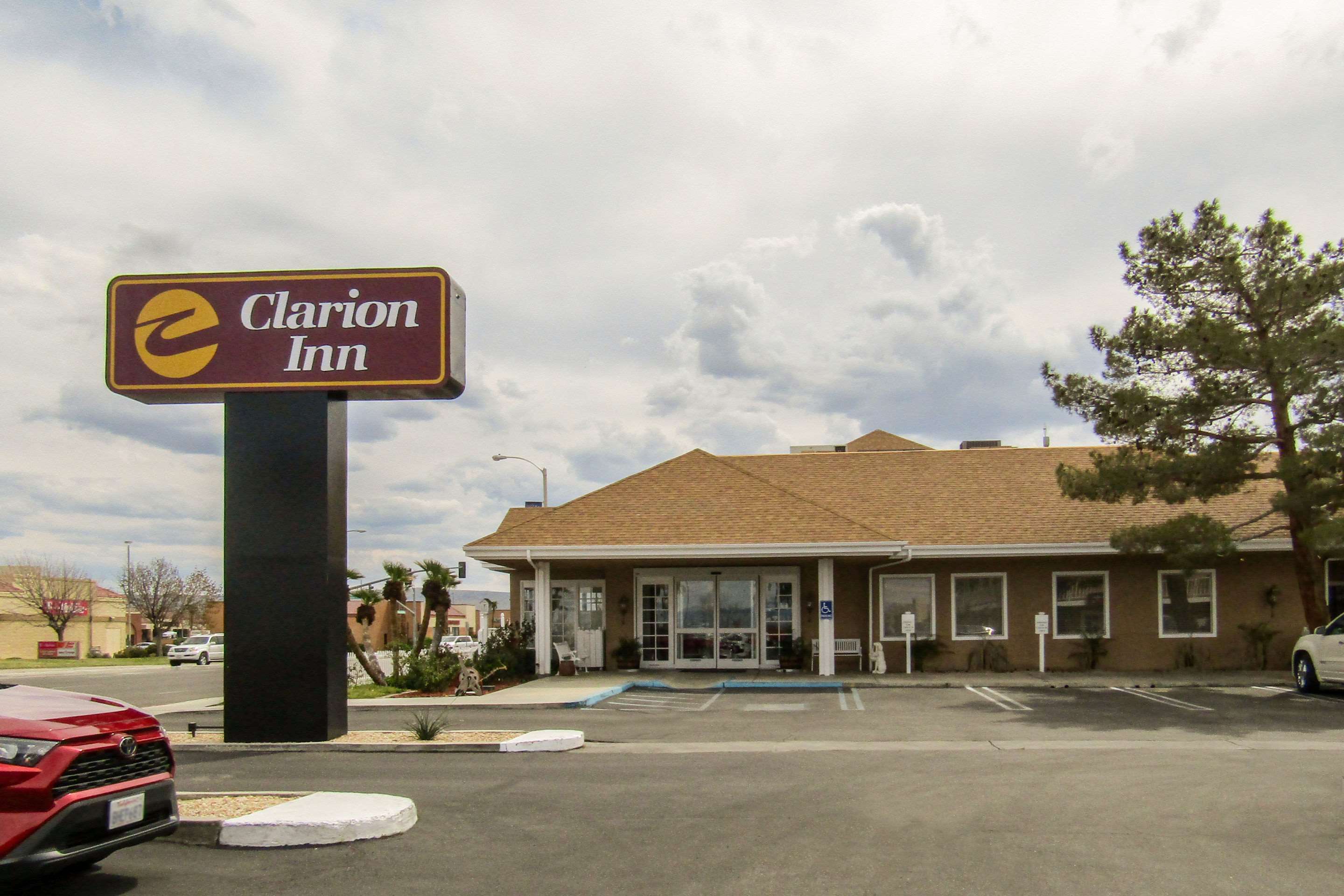 Clarion Inn Photo