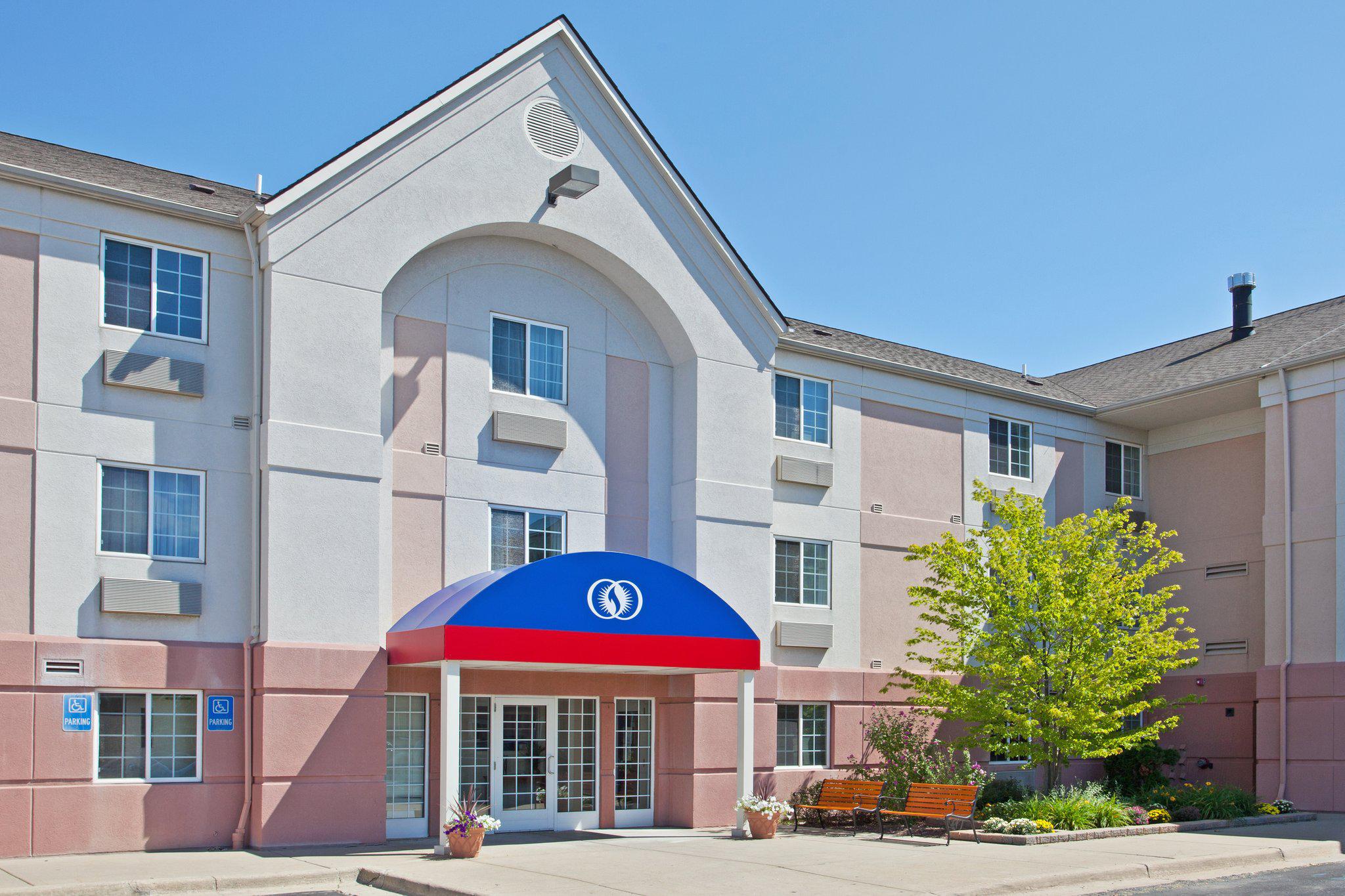 Candlewood Suites Ann Arbor Photo