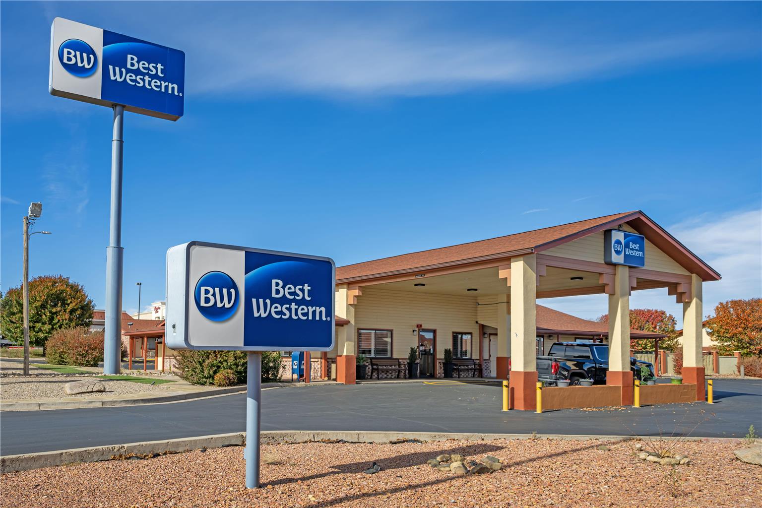 Best Western Santa Rosa Inn Image