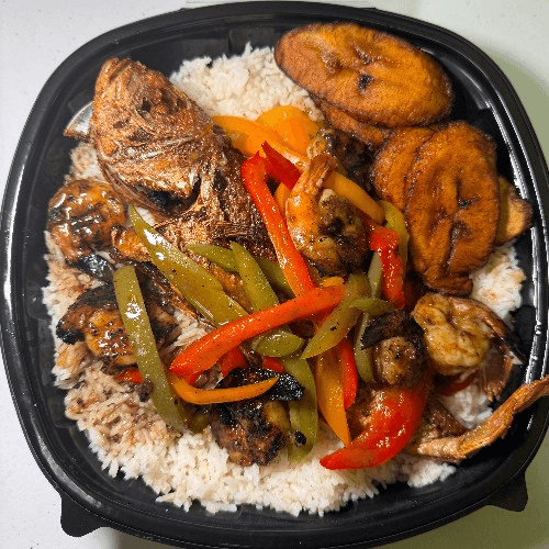 Jerk Shrimp and Fish Combination Meal