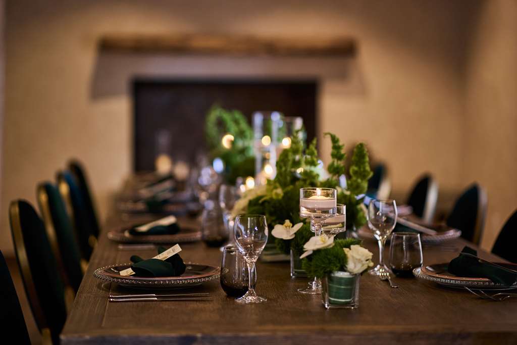 The Leta Santa Barbara Goleta, Tapestry Collection by Hilton Image