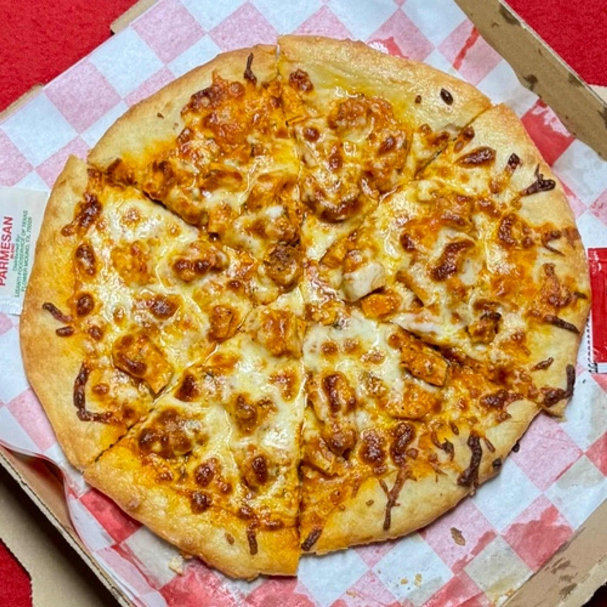 Buffalo Chicken Texas Pizza