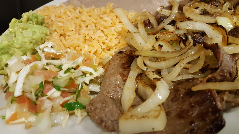 Bistec Encebollado