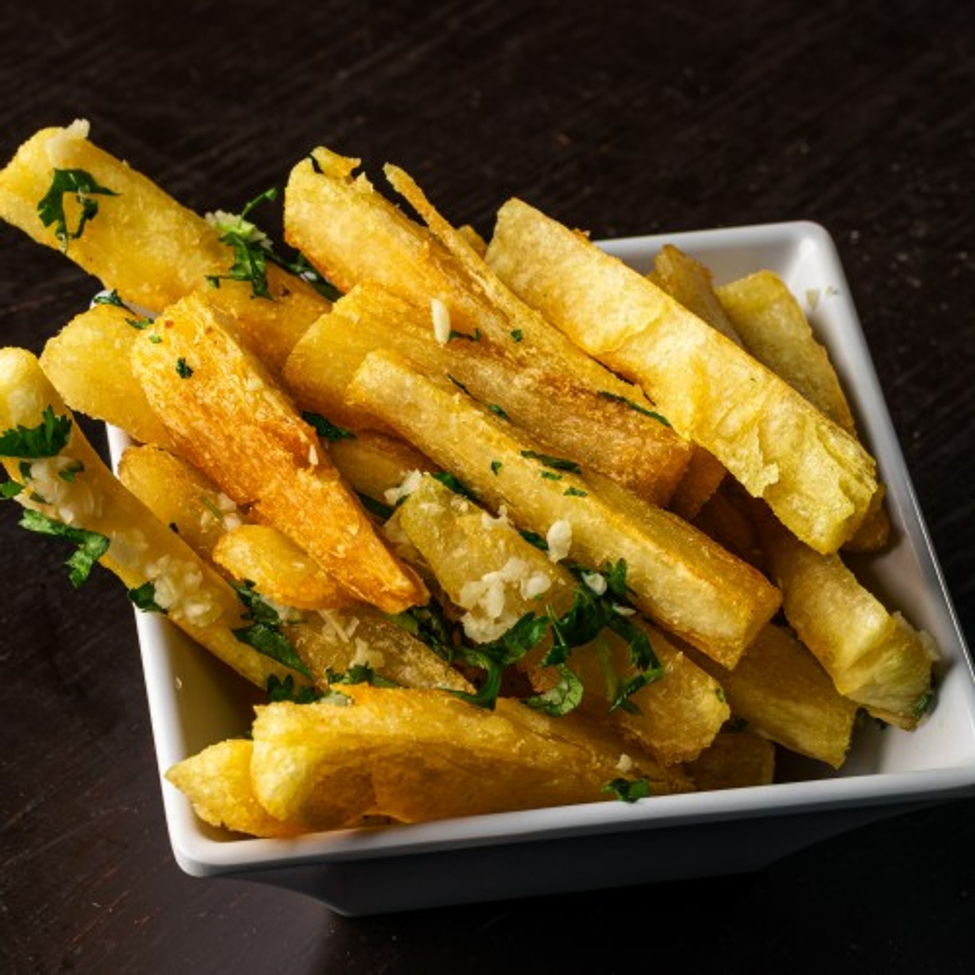Garlic yuca fries