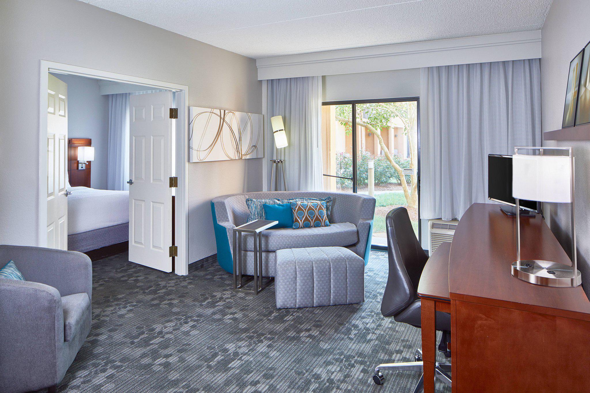 Courtyard by Marriott Raleigh-Durham Airport/Morrisville Photo