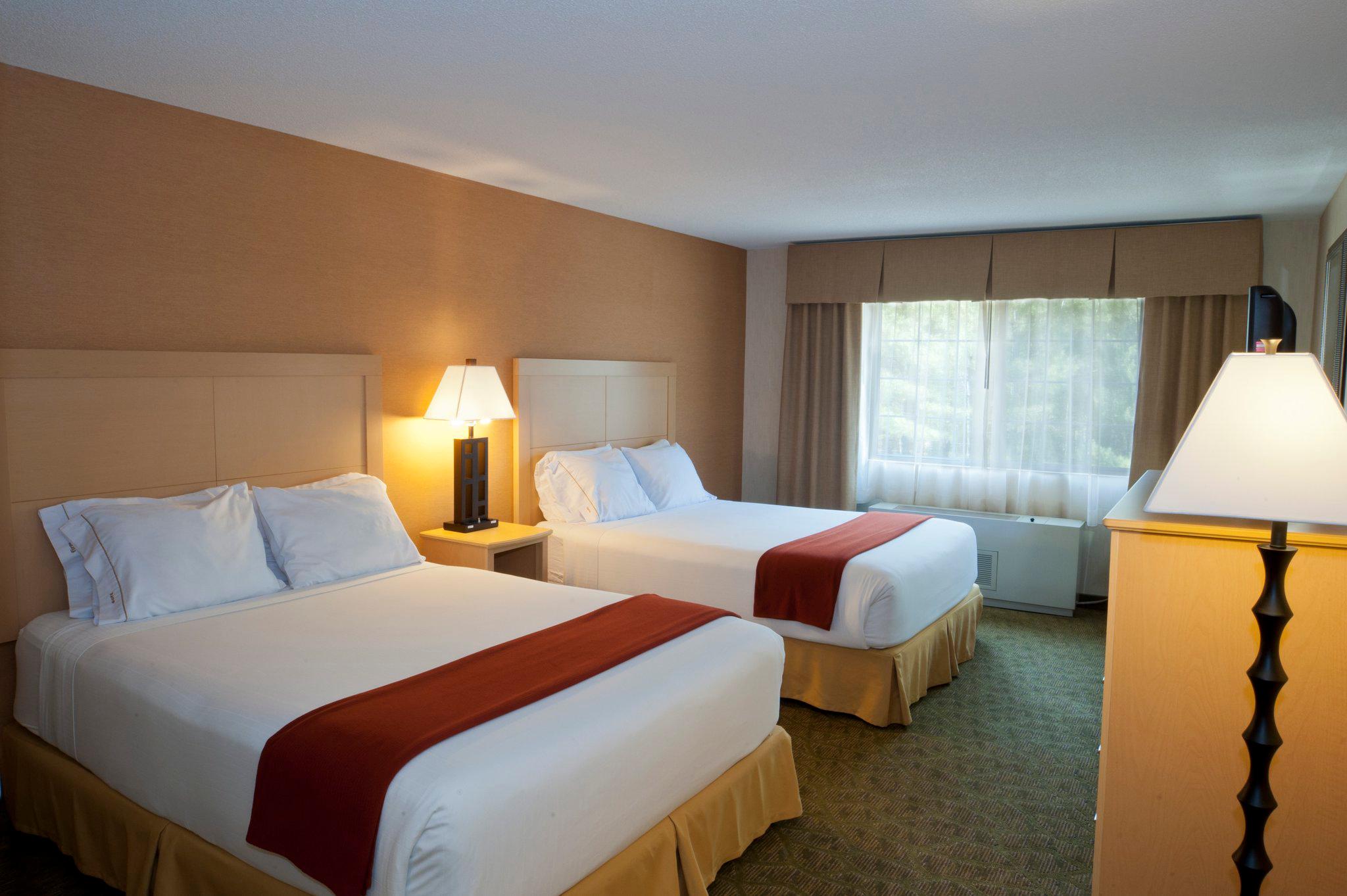 Holiday Inn Express & Suites North Conway Photo