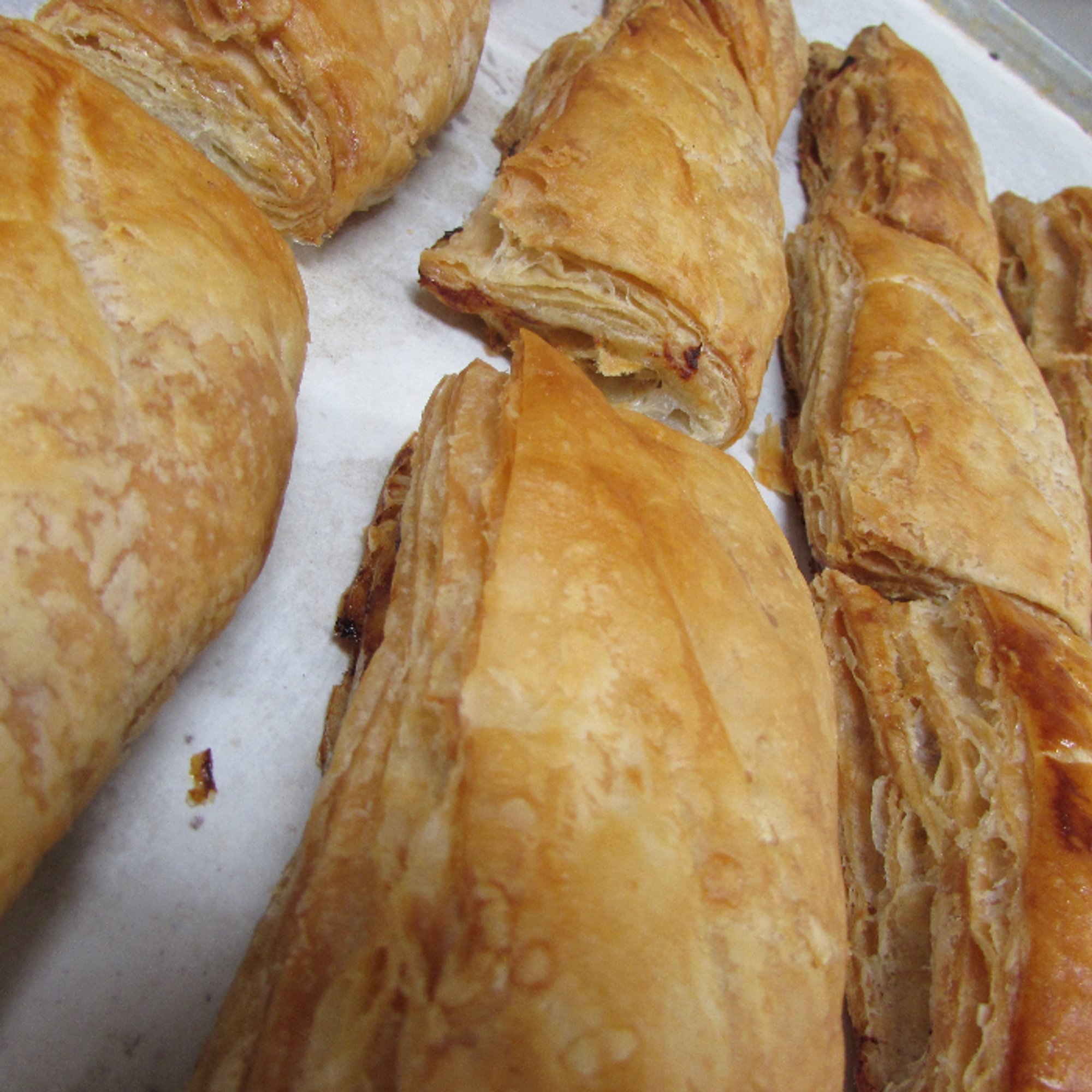 Dozen Beef Patties (Pâté à la Viande)