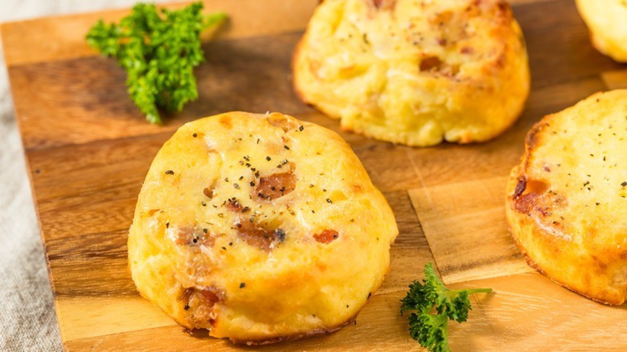Sous Vide Egg Bites, Uncured Bacon & Gouda