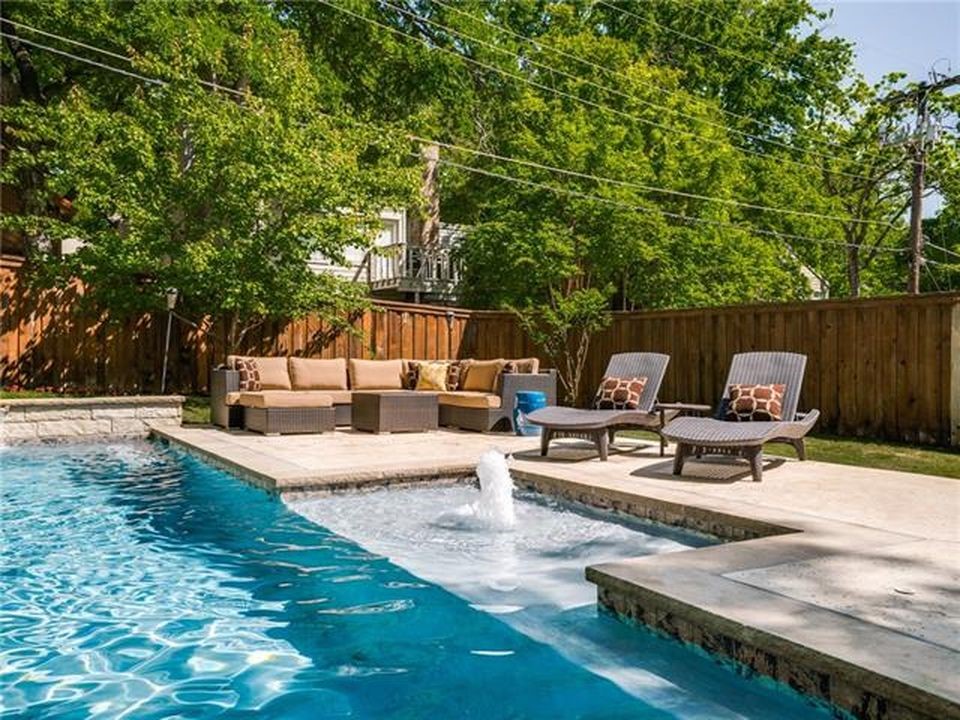 Hobert Pools & Spas Photo