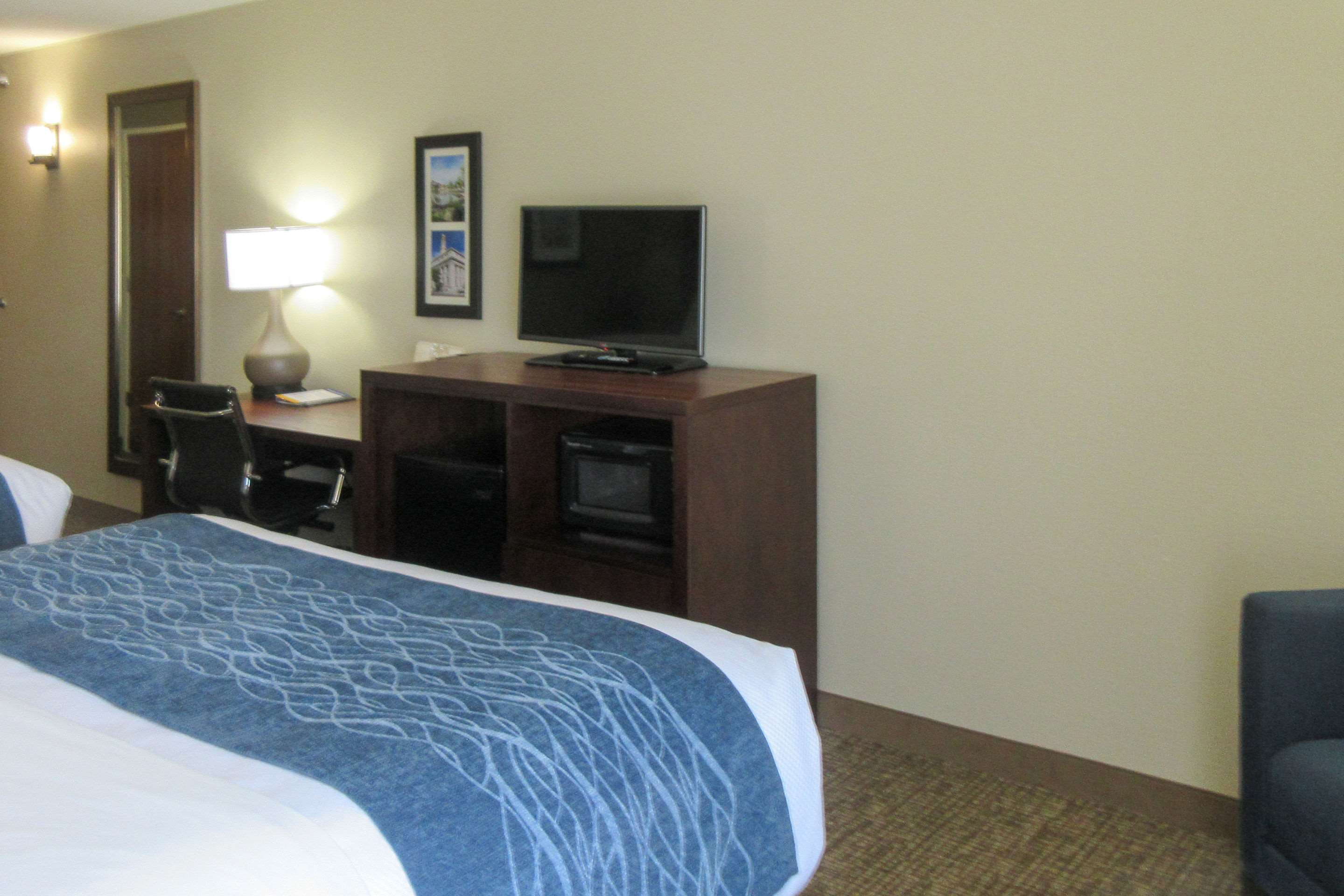 Comfort Inn & Suites Pueblo Photo