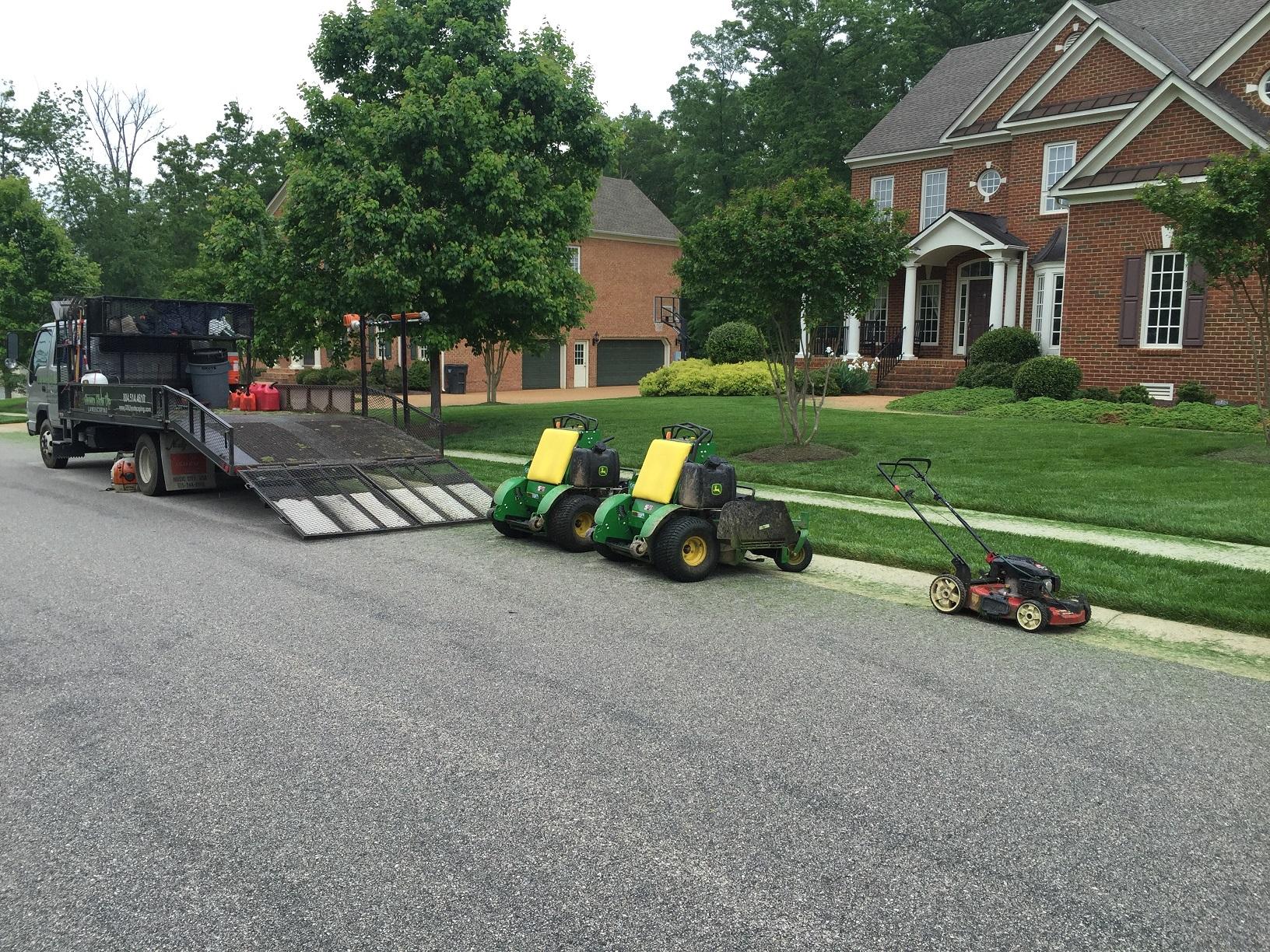 Green Side Up Landscaping Image