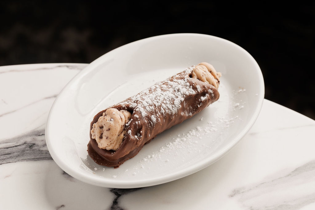 Choc Cannoli (1)