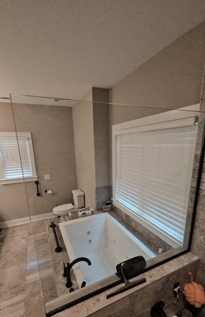 Queen Bee Cleaning, LLC Image