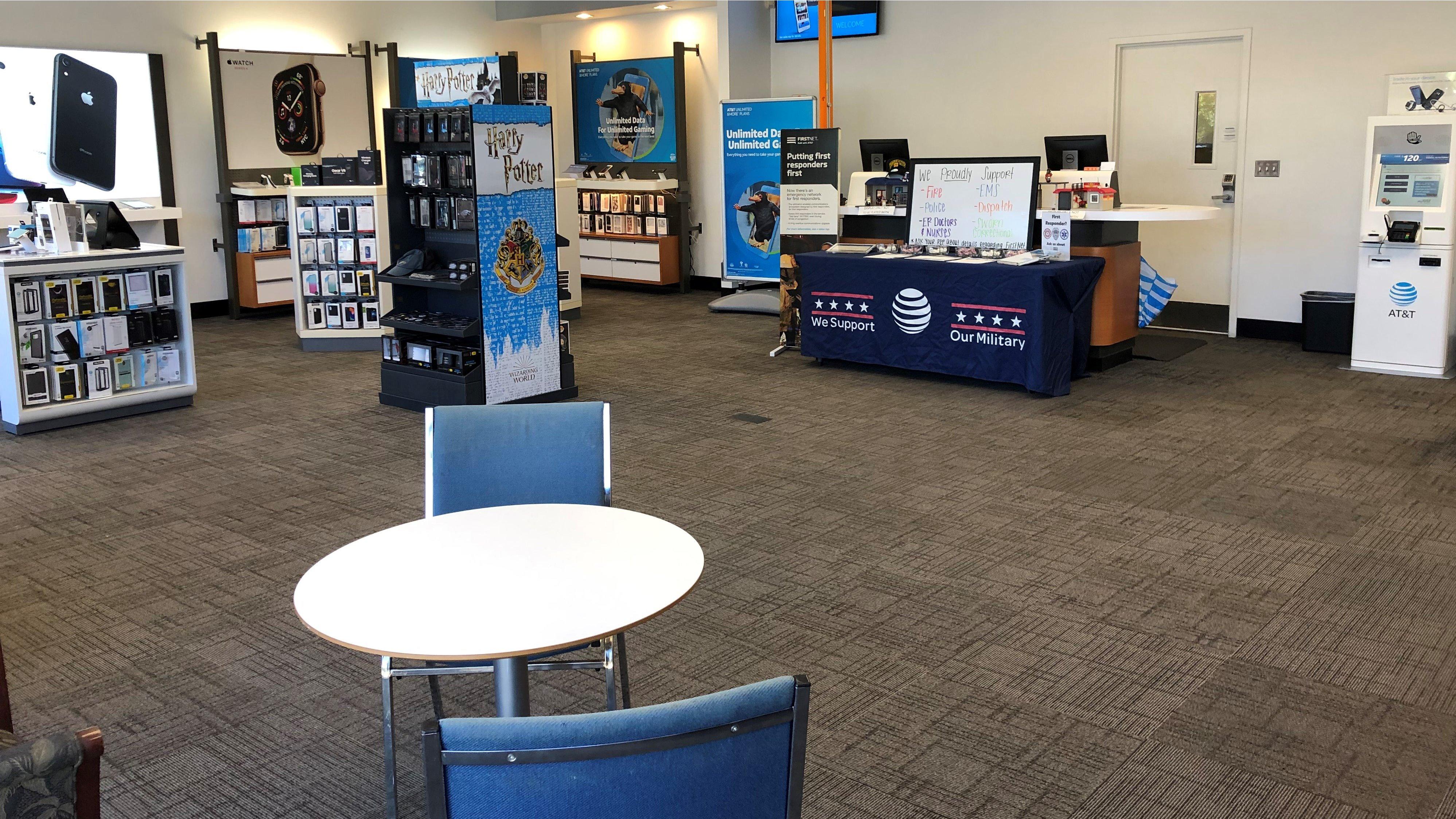 AT&T Store Photo