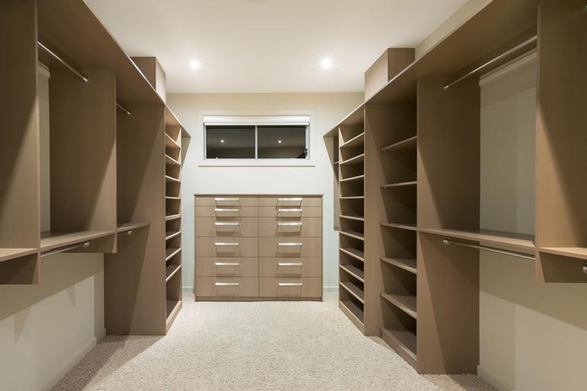 shelf in closet are the best way to organize the more important in your house cloth and shoes and make look your house more functional, that's why you have to get the ones how really can help you with, call us now and let us do it for you  