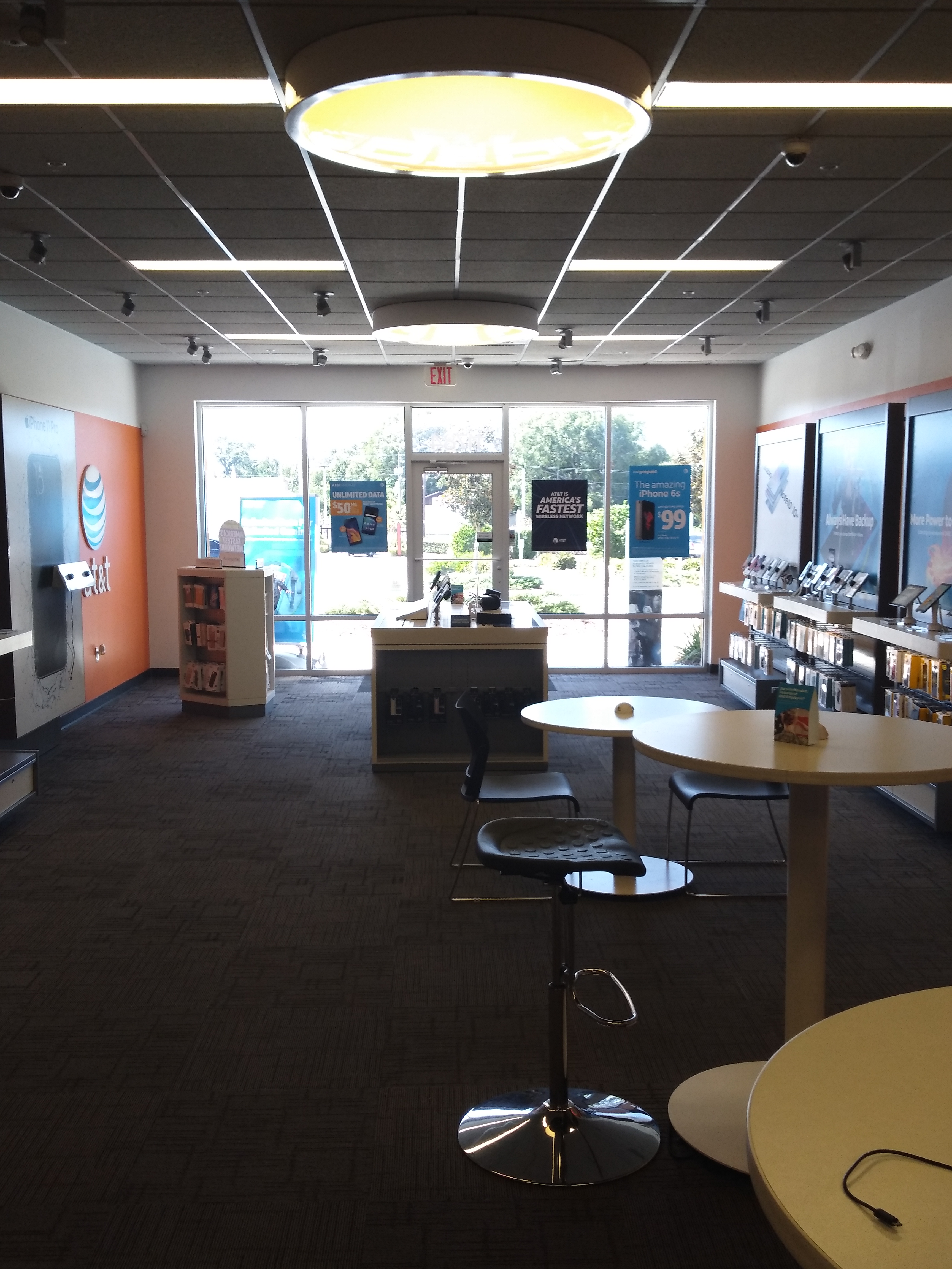 AT&T Store Photo