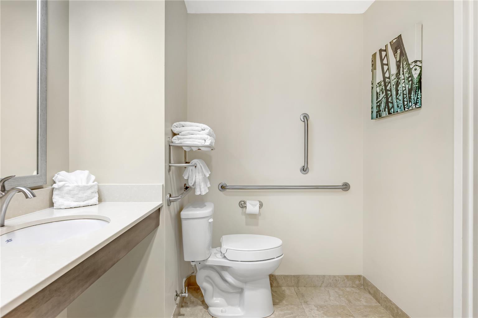 Best Western Plus Centralia Hotel & Suites Image