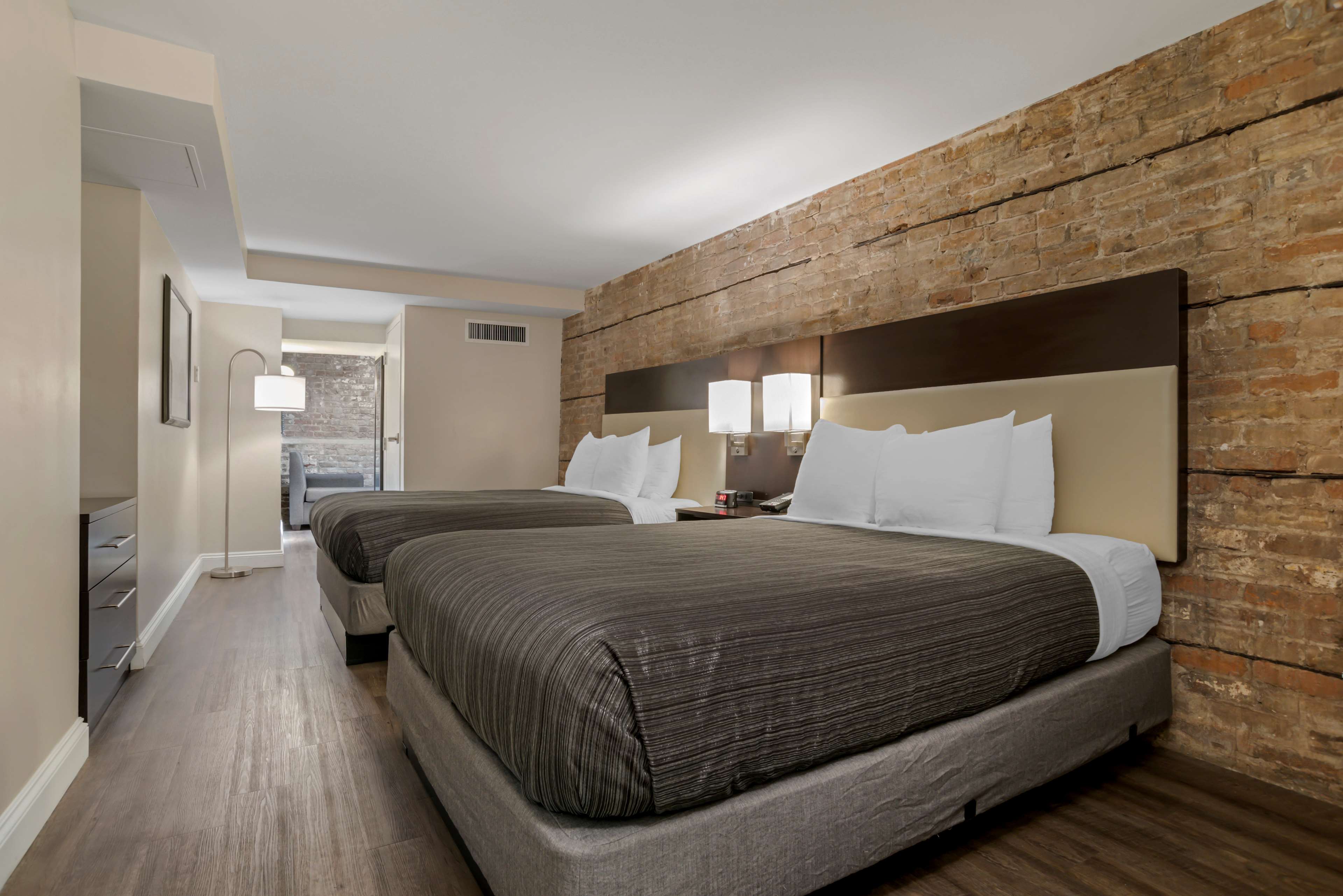 Double queen Suite