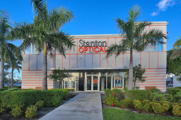 Images Stanton Optical