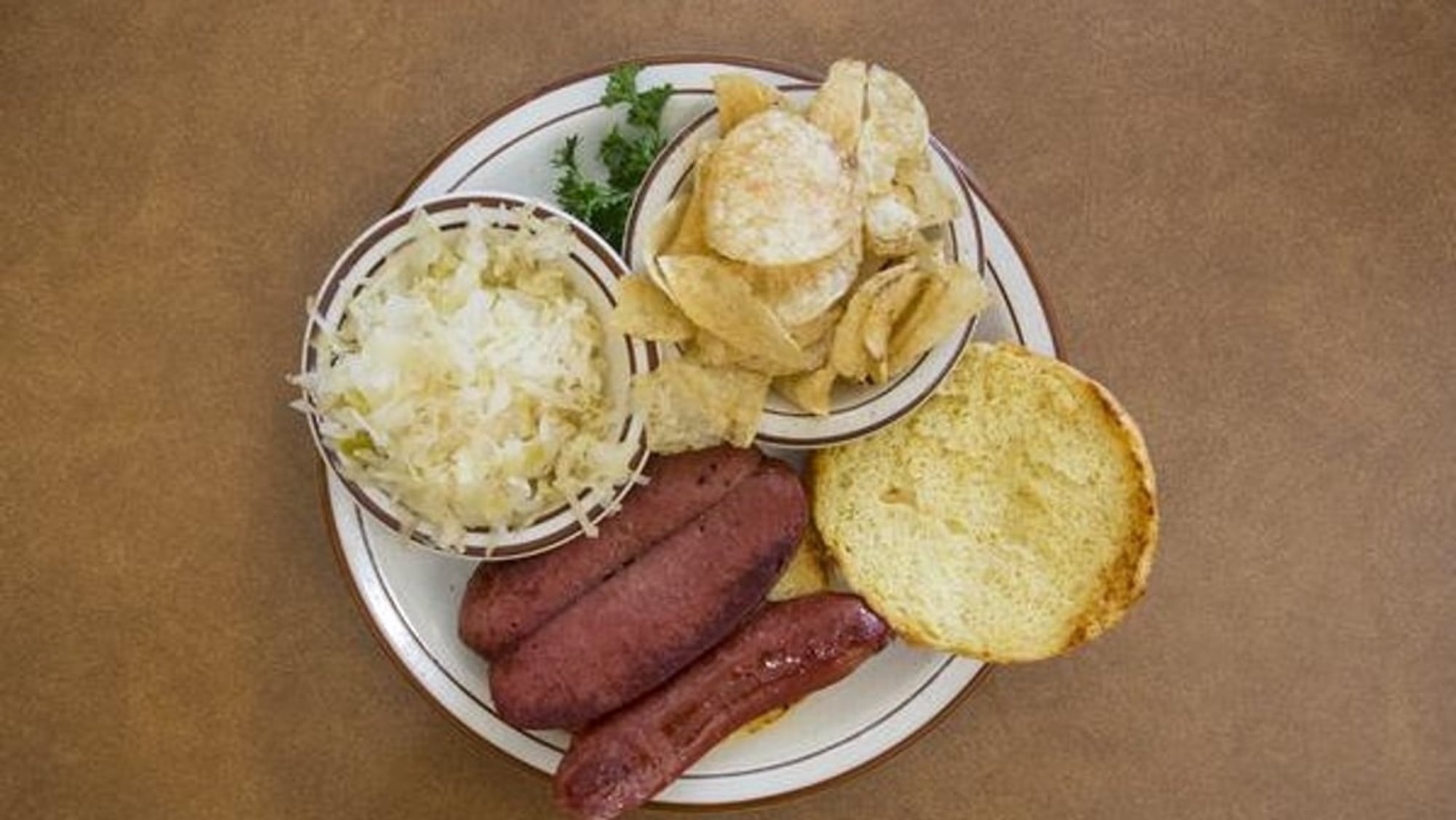 Grilled Knockwurst Sandwich