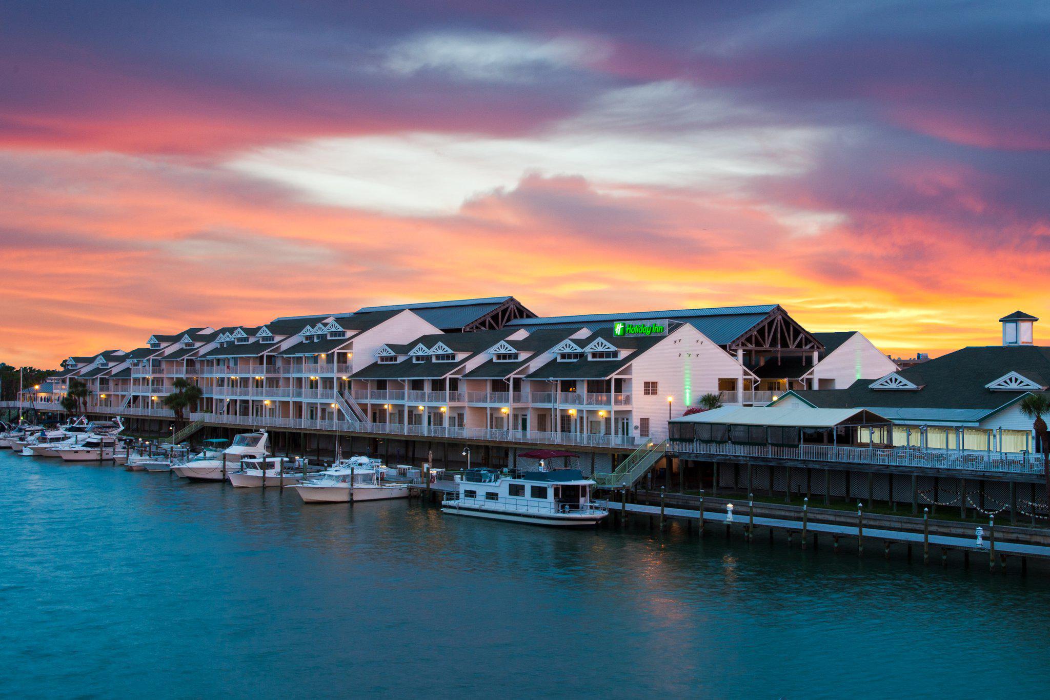 Holiday Inn & Suites Clearwater Beach S-Harbourside Photo