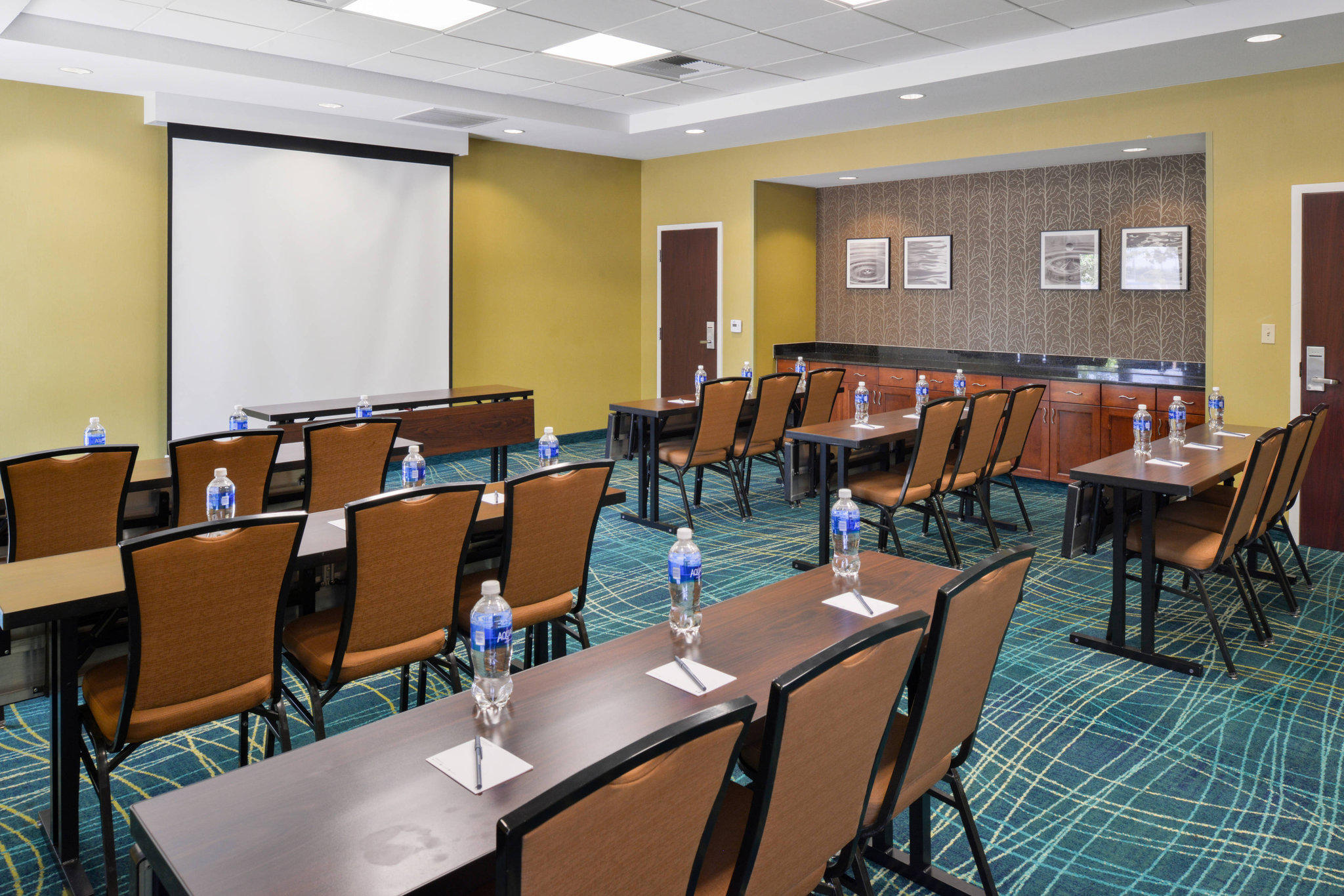 SpringHill Suites by Marriott Fresno Photo