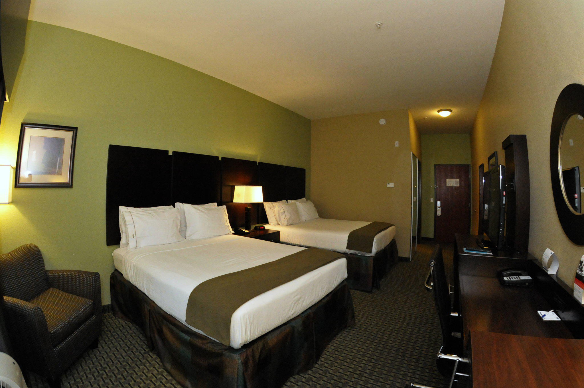 Holiday Inn Express & Suites Baton Rouge North Photo