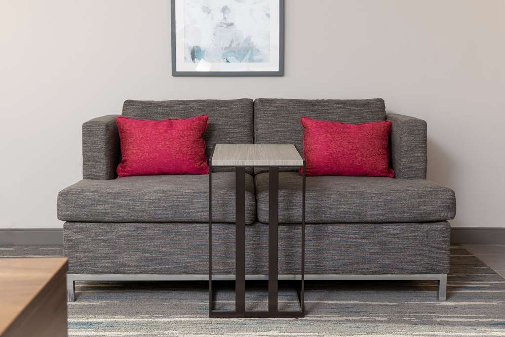 Hampton Inn & Suites Santa Rosa Sonoma Wine Country Image