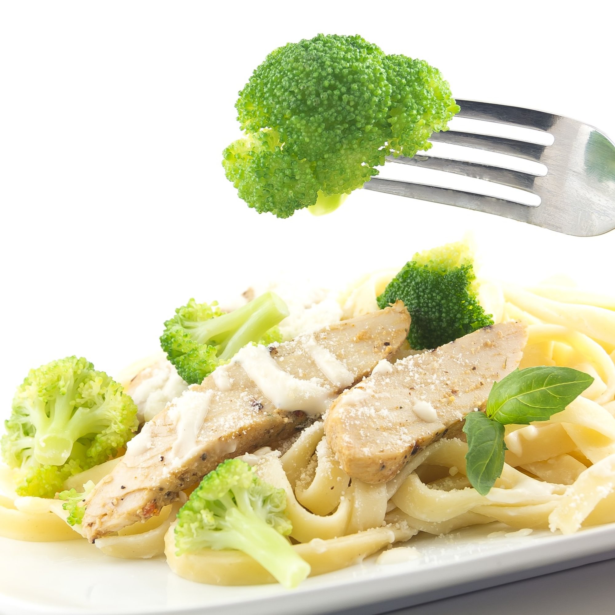 Chicken Fettuccine Alfredo with Broccoli