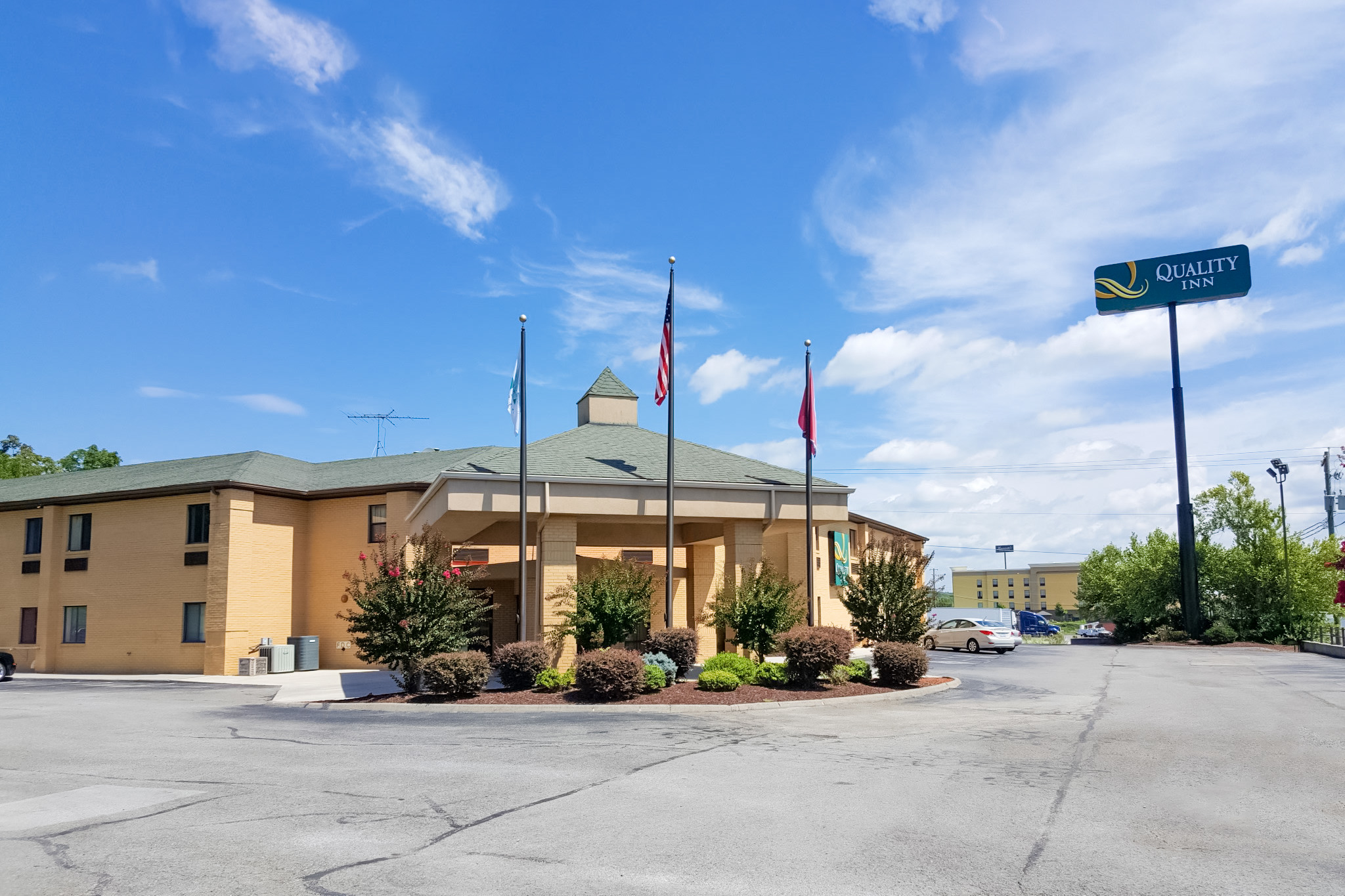 Quality Inn in Clinton, TN (865) 4572...