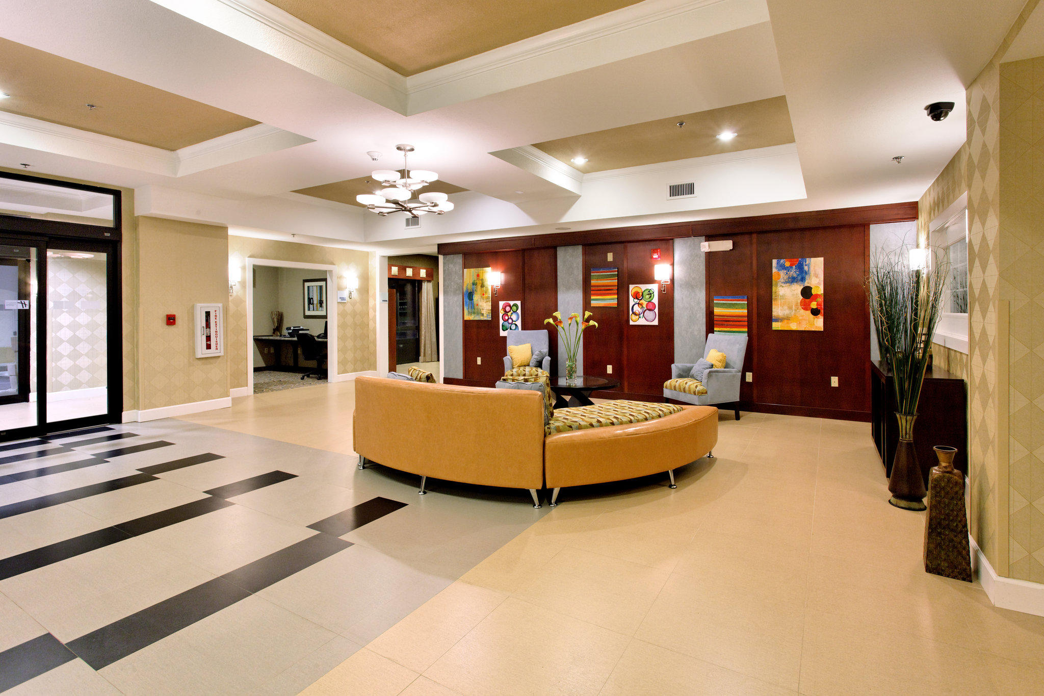 Holiday Inn Express & Suites Andalusia Photo