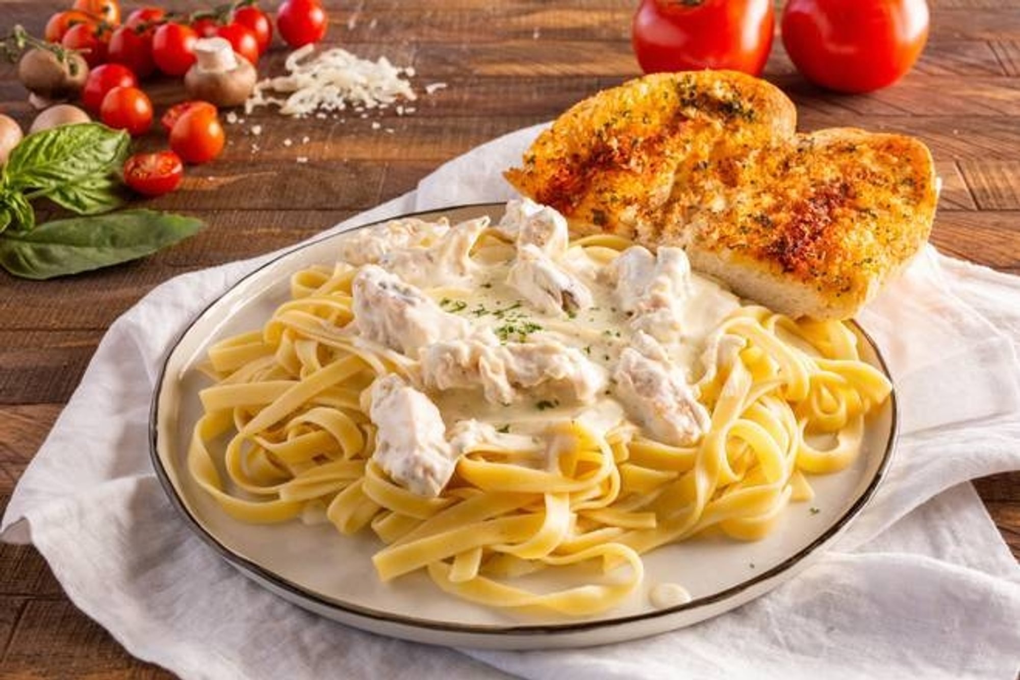 Buckets of Fun Fettuccine Alfredo