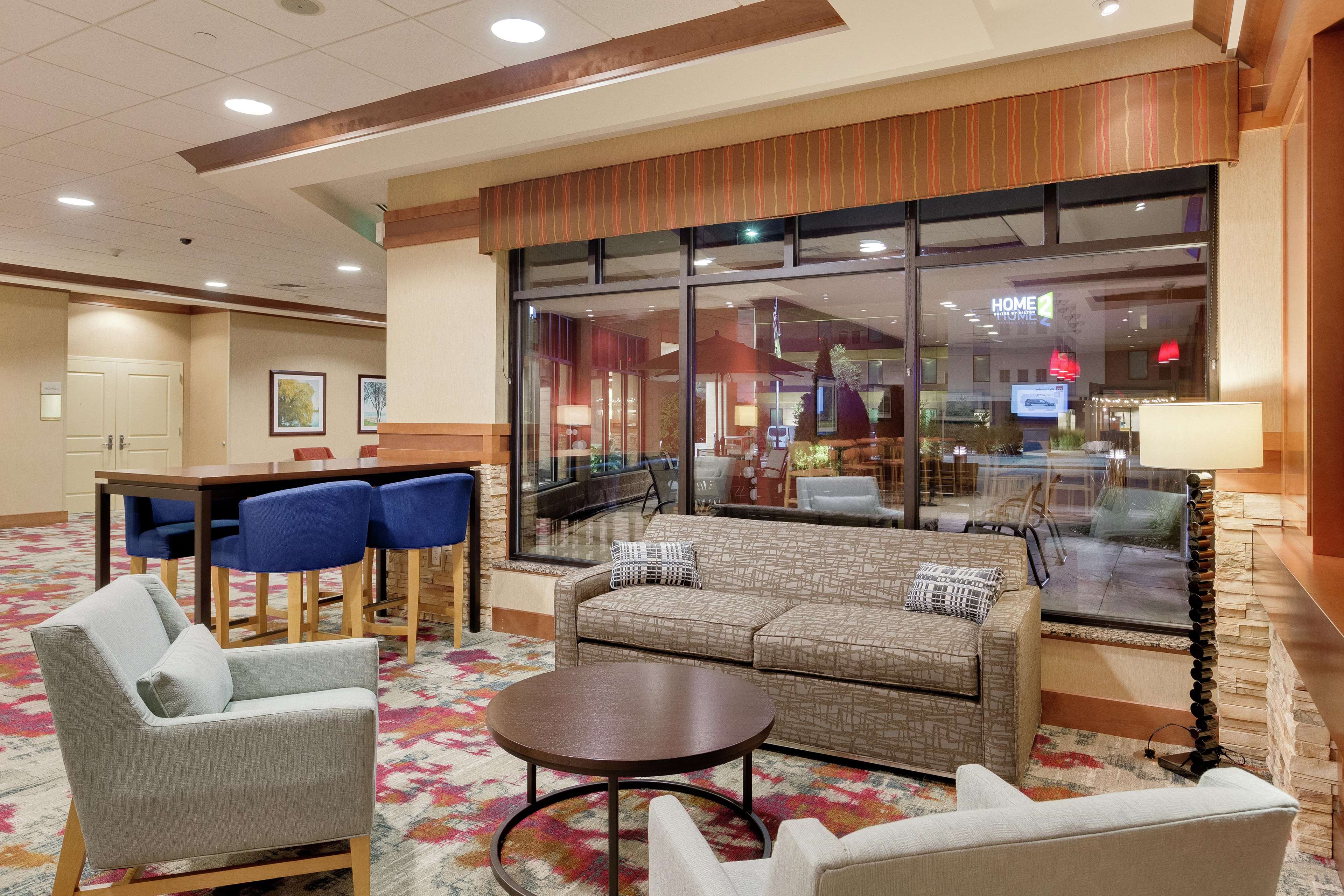 Hilton Garden Inn Milwaukee Airport Photo