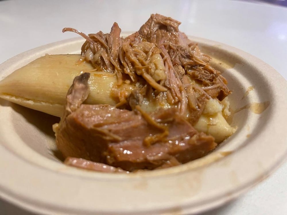 Tamal Cubano-Lechon